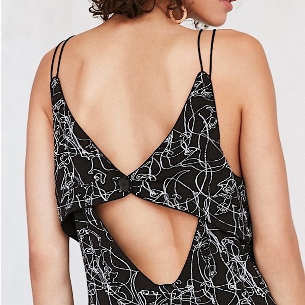 Urban Outfitters Silence & Noise Ella Shift Dress